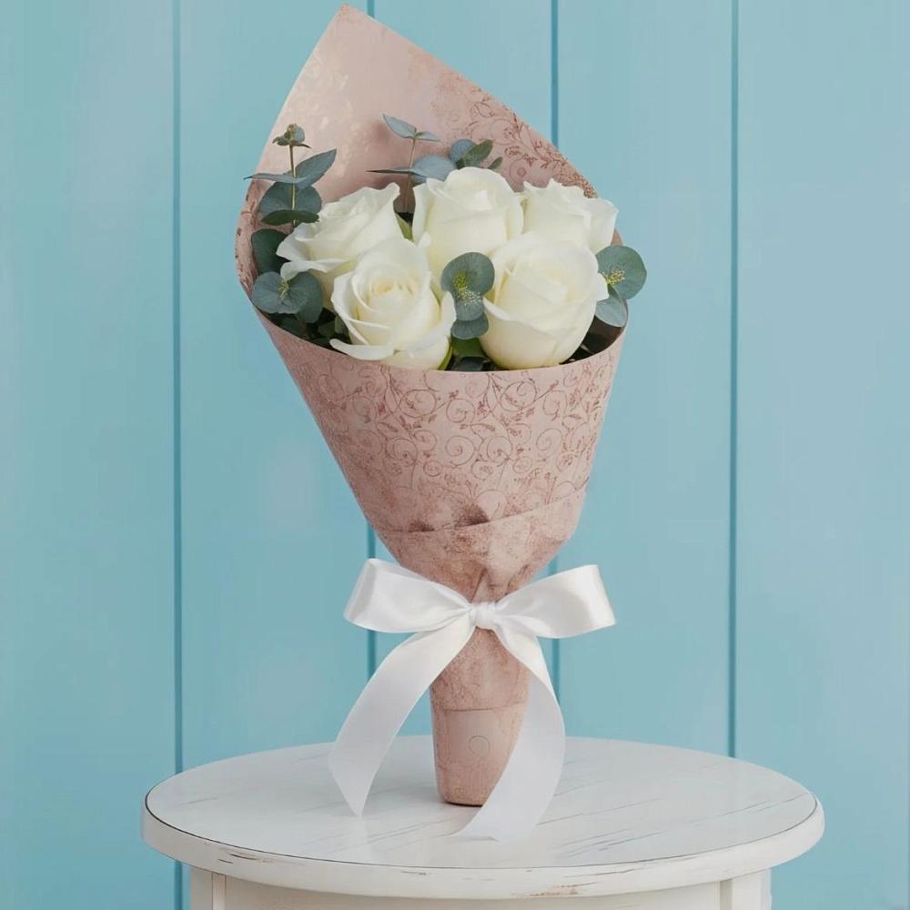 Букет цветов из: Розы в Зеленой Роще