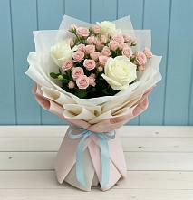Букет цветов из:  Розы в Зеленой Роще