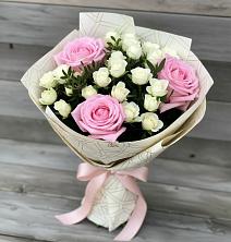 Букет цветов из:  Розы в Зеленой Роще