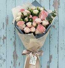 Букет цветов из:  Розы в Зеленой Роще