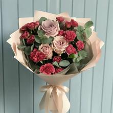 Букет цветов из:  Гвоздики и Розы в Зеленой Роще