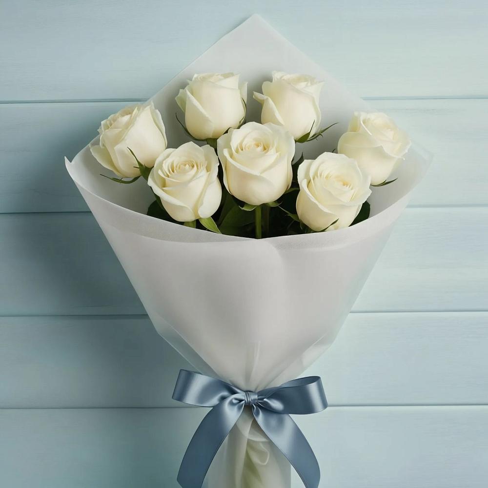 Букет 7 Белых роз Эдлесс Лав в Зеленой Роще
