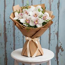 Букет цветов из:  Орхидеи и Розы в Зеленой Роще